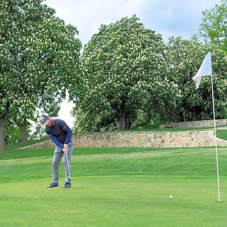 Na Golfu Hotel *