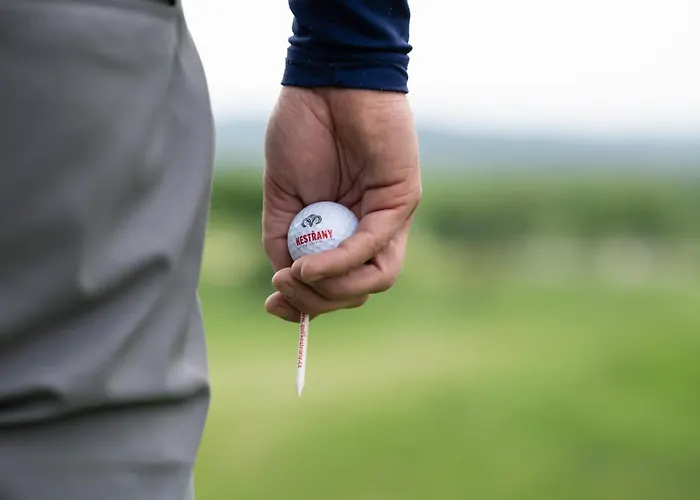 Szálloda Na Golfu